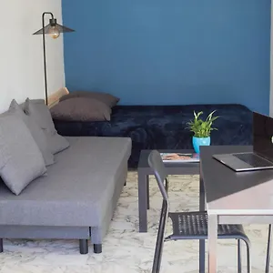  Apartment With Terrace And Sea View, 10 Min To The